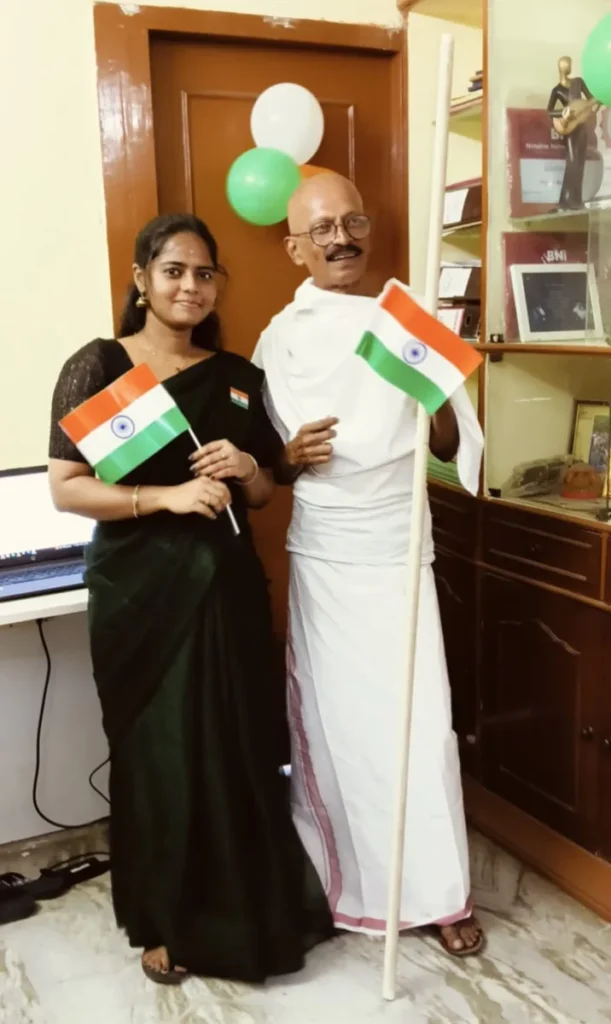 women-presenting-gift-samarthana