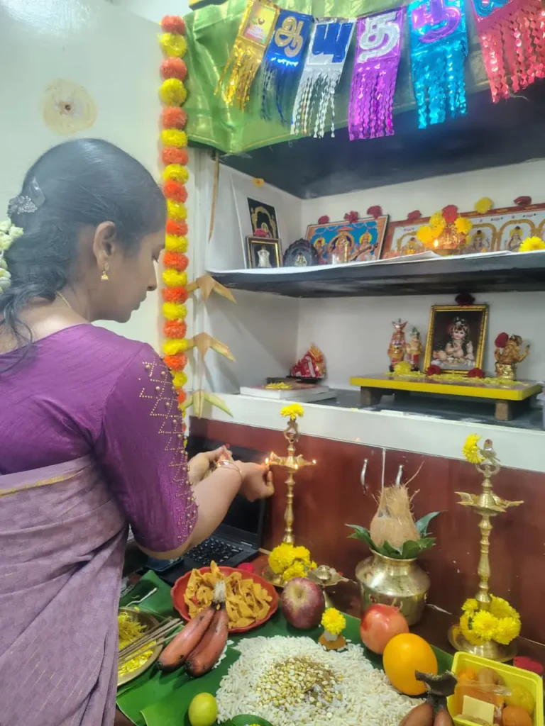employee-lighting-prayer-lamps-samarthana