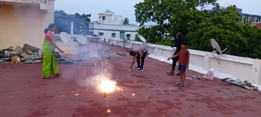 outdoor-fireworks-display-samarthana
