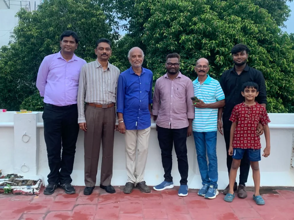 employees-standing-in-office-garden-samarthana