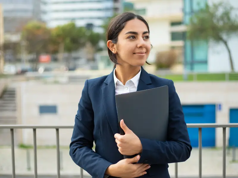 hr-professional-holding-documents-samarthana-image
