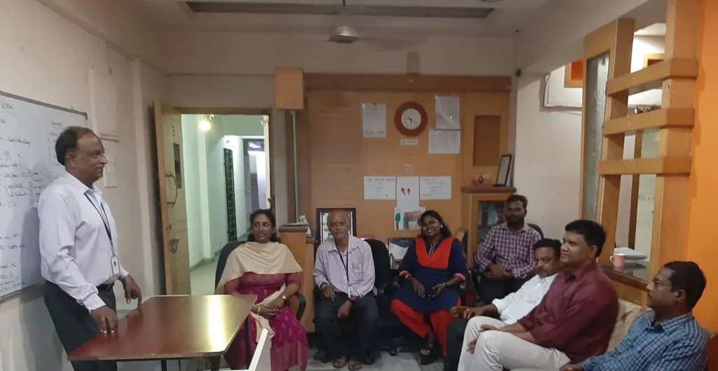 people-gathered-for-indoor-meeting-samarthana