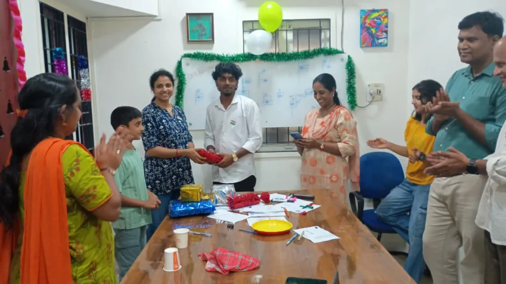 staff-sharing-food-and-refreshments-samarthana
