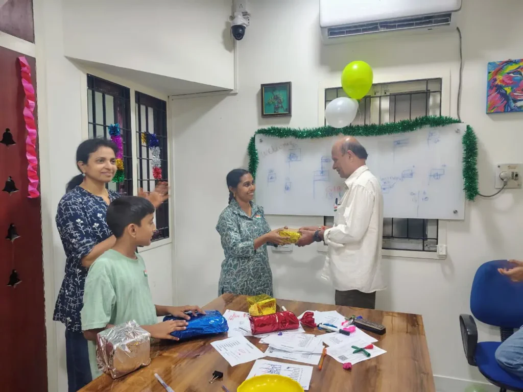 employees-participating-in-office-activity-samarthana